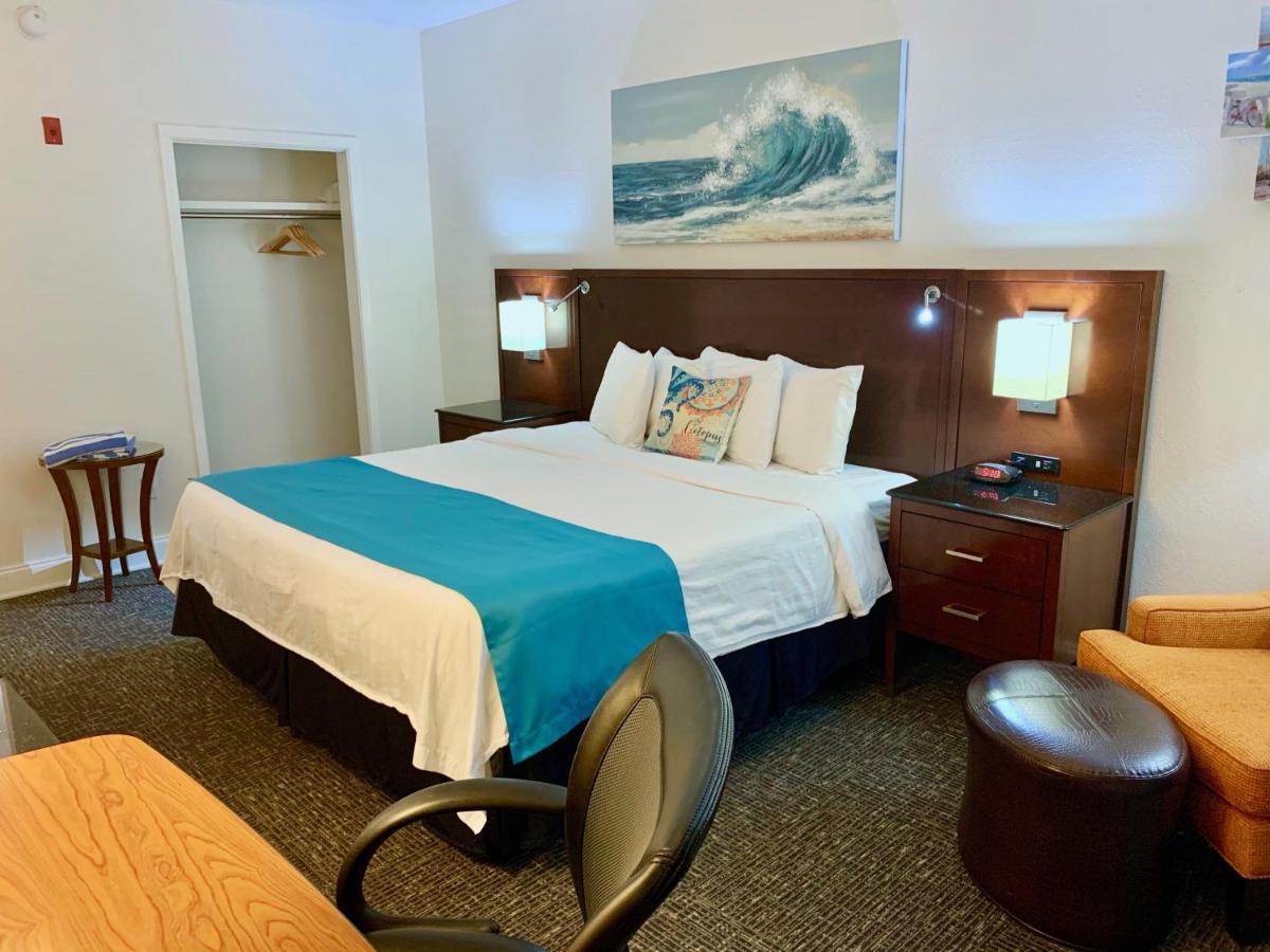 Hotel Пенсакола Екстериор снимка